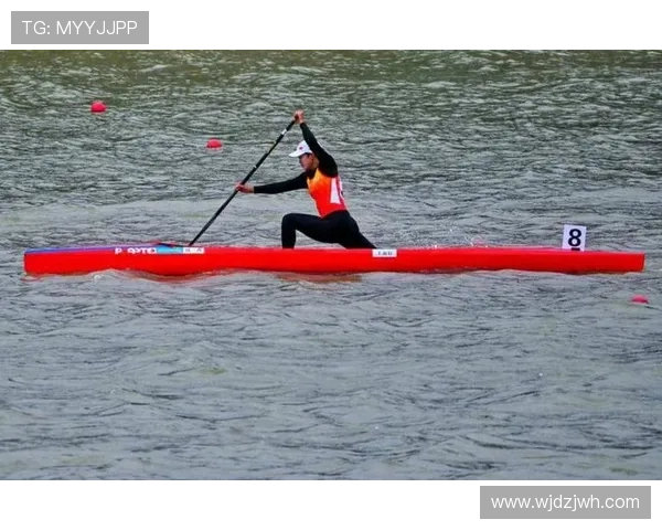 全运会皮划艇静水女子200米单人划艇半决赛精彩上演激烈角逐