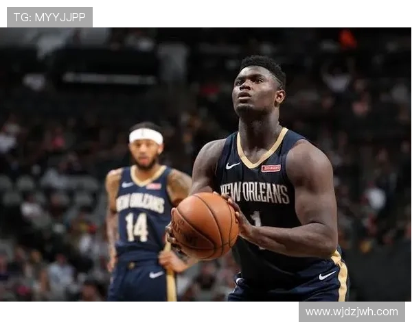 西蒙斯自信表达与拓荒双枪同场竞技的潜力并分享学习经历